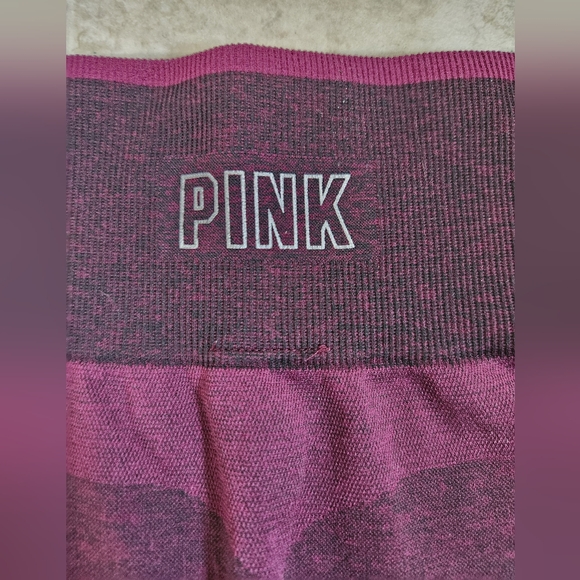 Victoria Secret Pink Seamless Athletic Set - Size XS - Picture 6 of 13
